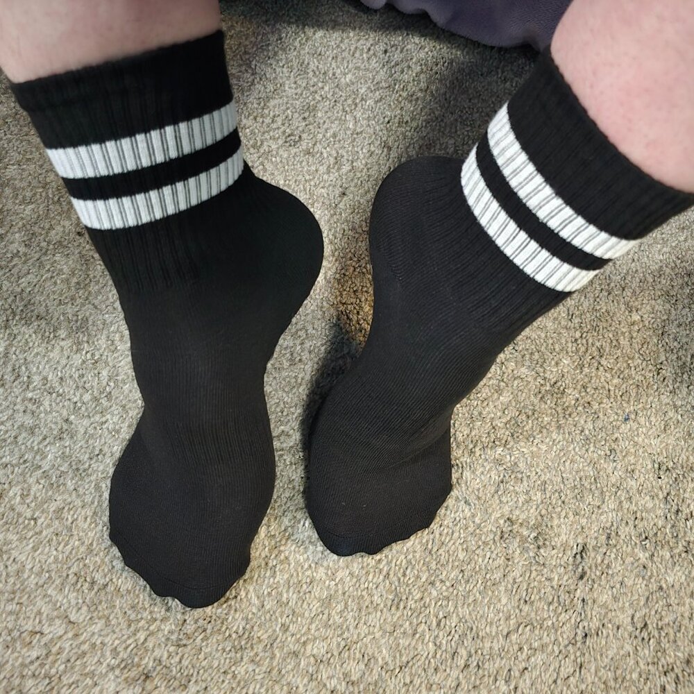 🧘🏻♀️6 Pair Yoga Sticky Pilates Socks - Quarter Crew Grip Socks for Women🧦 - Picture 4 of 4